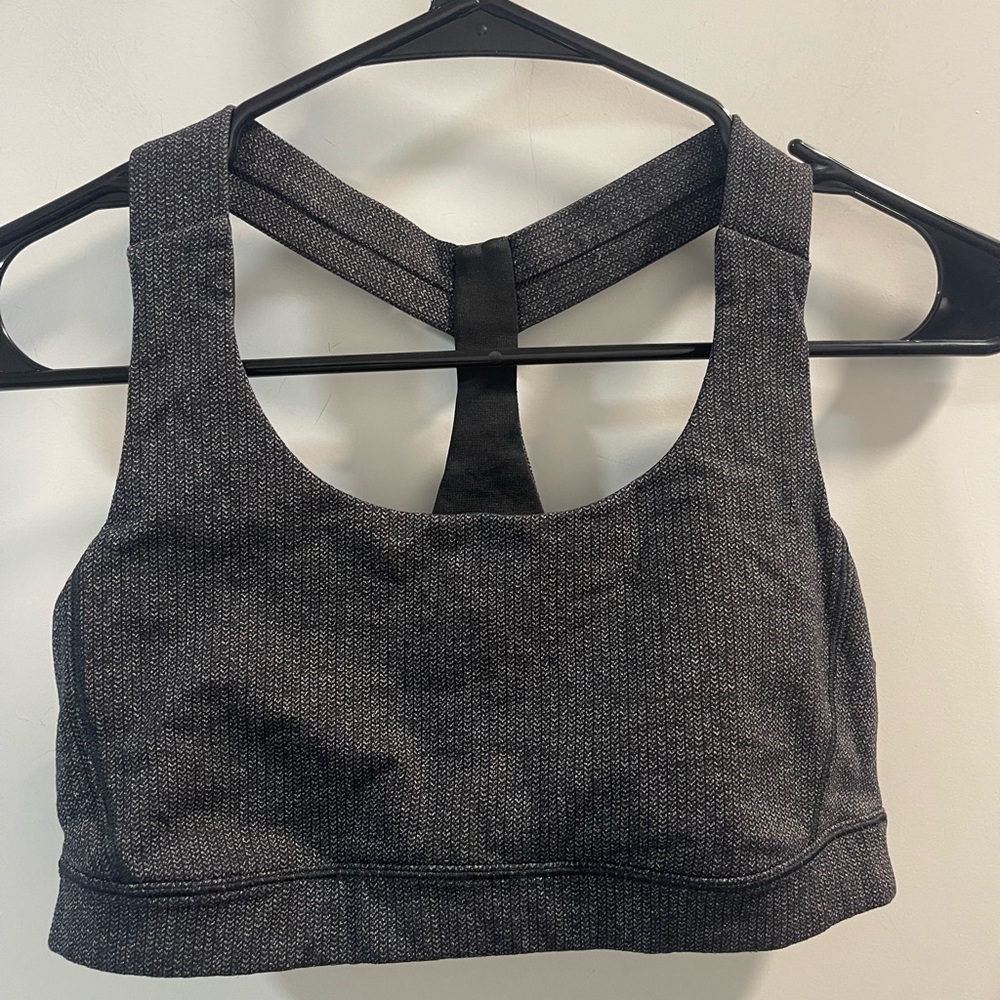 Lululemon Women's Black Sports Bra Size 8 Good Condition